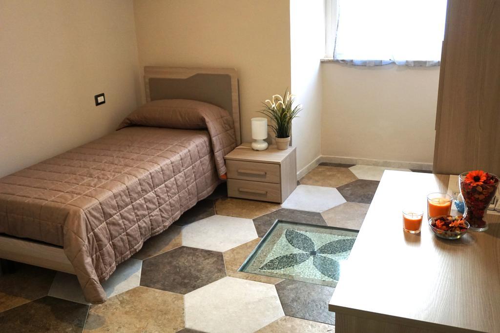 Residence Stendhal Guest House Civitavecchia Kültér fotó