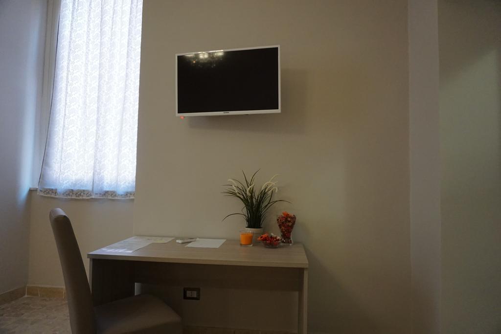 Residence Stendhal Guest House Civitavecchia Kültér fotó