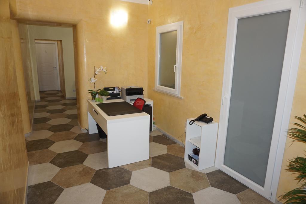 Residence Stendhal Guest House Civitavecchia Kültér fotó