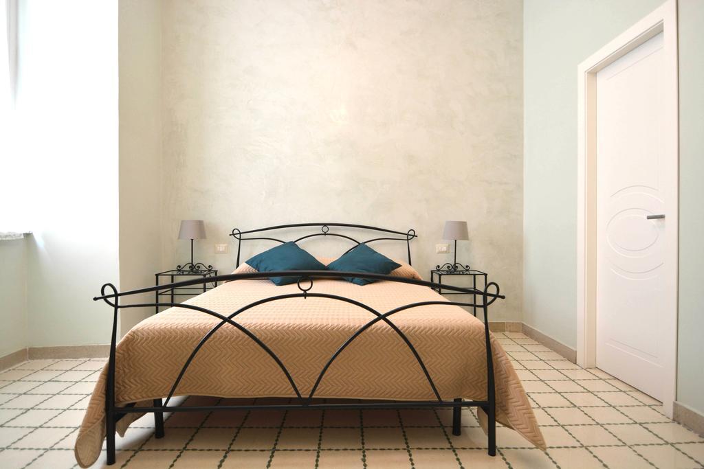Residence Stendhal Guest House Civitavecchia Kültér fotó