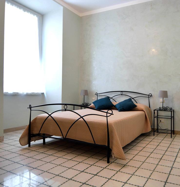 Residence Stendhal Guest House Civitavecchia Kültér fotó